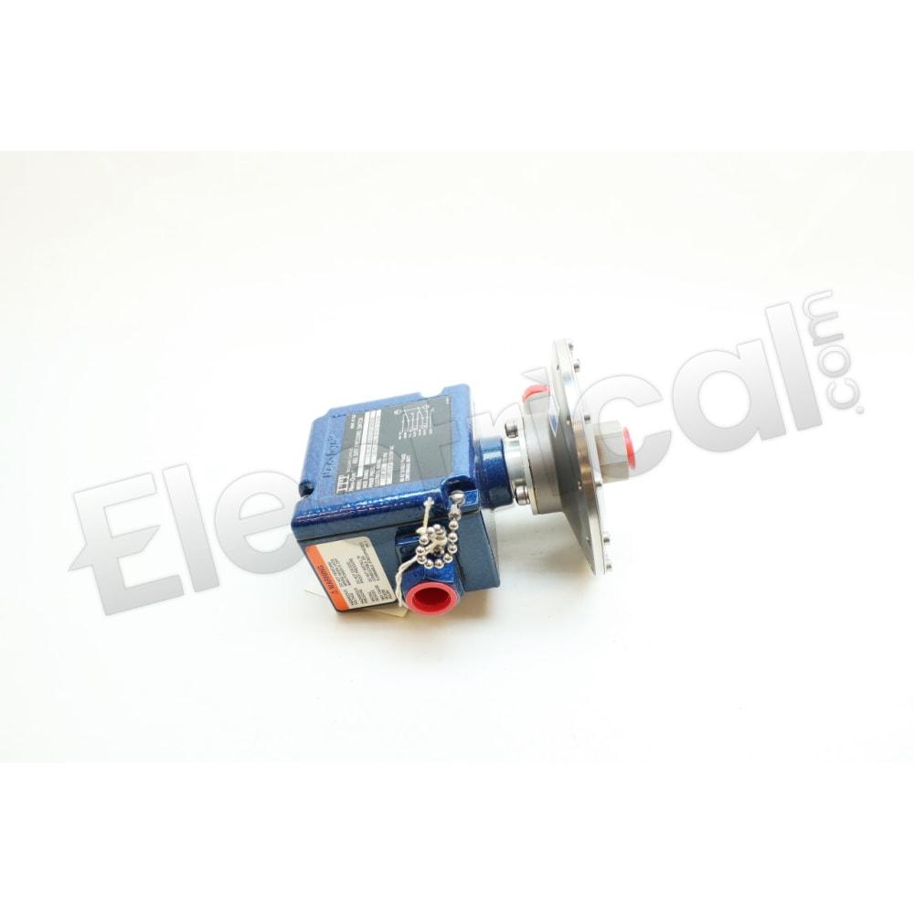 152P82CC3418