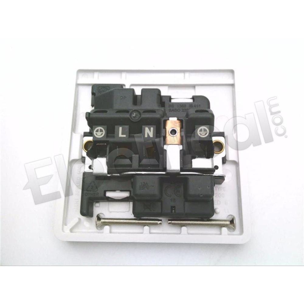 K2757WHI