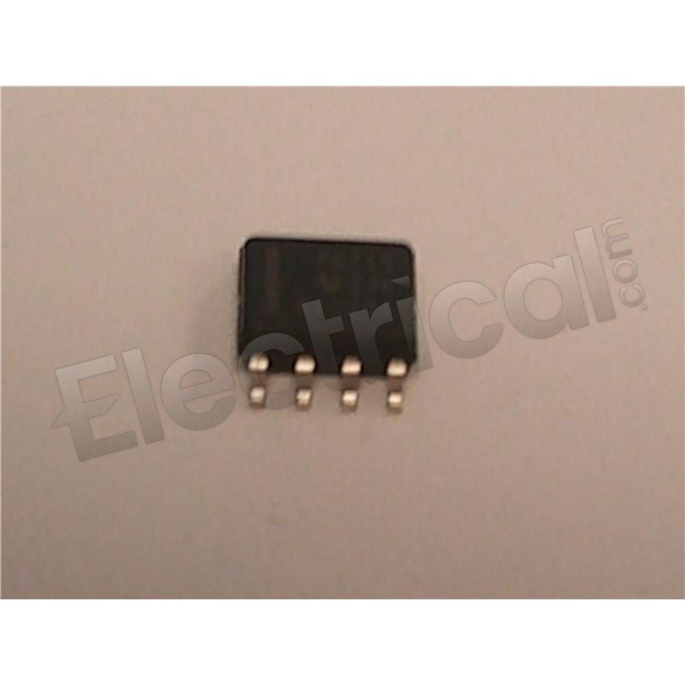 P82B715DR