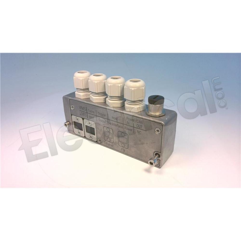 PLUGWITHMCONNECTORS