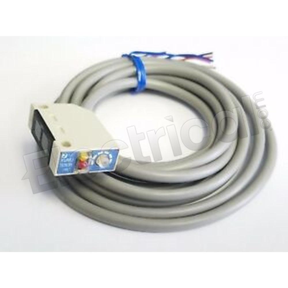 XUM-J703535
