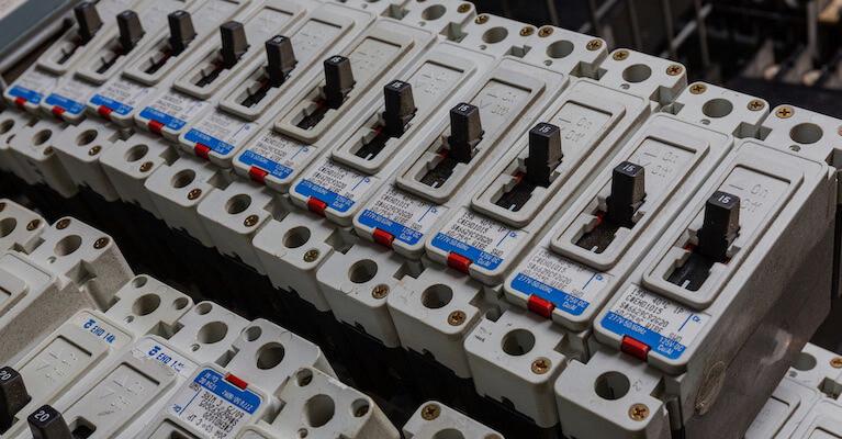 circuit breaker