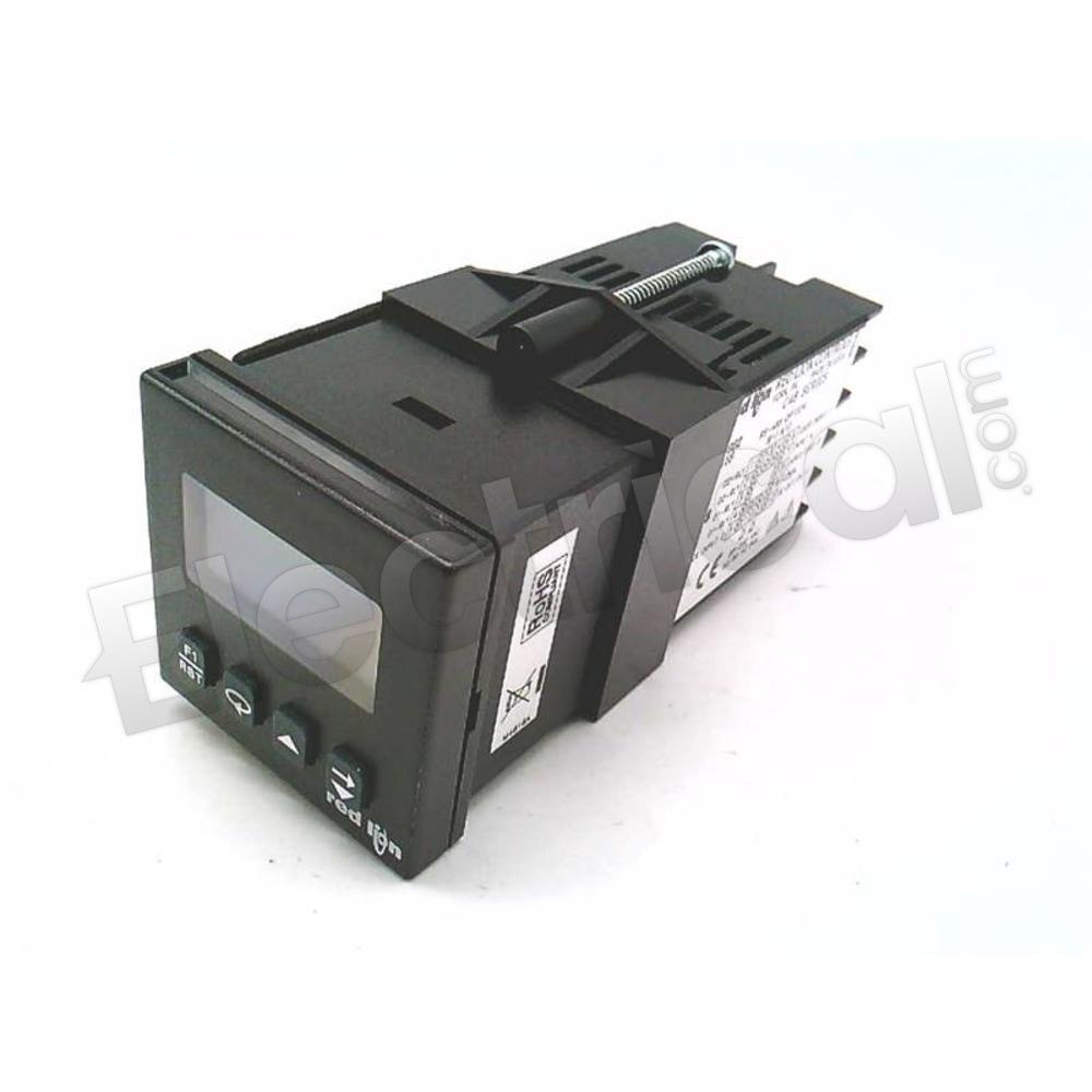 C48CD002