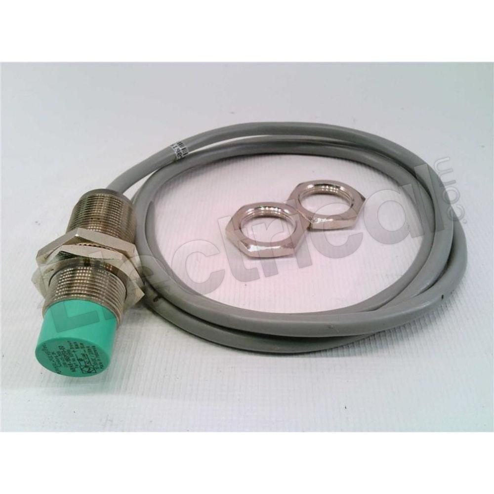 NBN8-18GM50-E0
